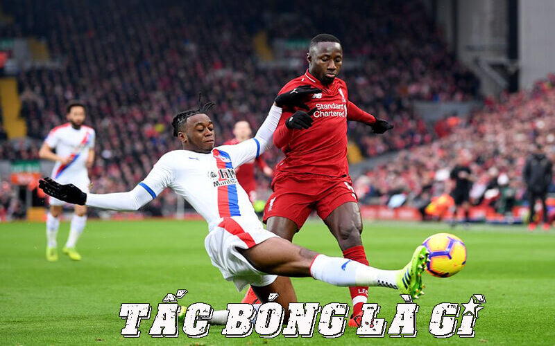 Tắc bóng là gì? Phân loại các tình huống tắc bóng trong thi đấu chuyên nghiệp