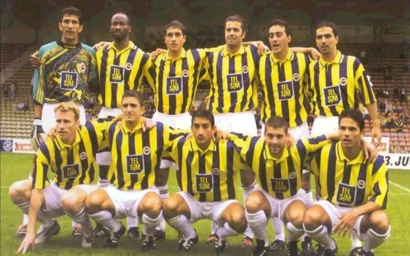 kham pha lich su va thanh tich cua cau lac bo bong da fenerbahe