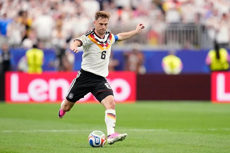 Sự nghiệp của Joshua Kimmich trong màu áo đội tuyển Đức