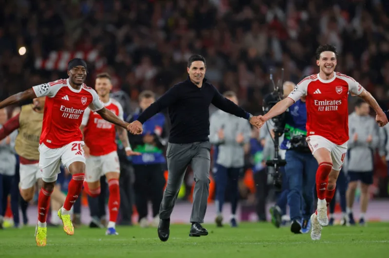 Mikel Arteta xây dựng Arsenal dựa trên kỷ luật, cạnh tranh nội bộ và một đội hình trẻ có khả năng thích nghi với nhiều phương án chiến thuật.