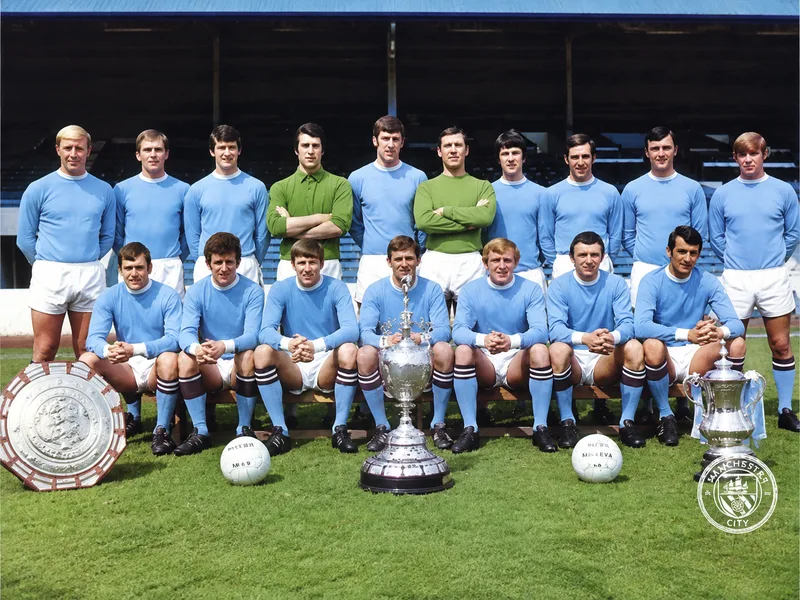 Câu lạc bộ bóng đá Manchester City trải qua hơn một thế kỷ phát triển với nhiều giai đoạn thăng trầm trước khi trở thành thế lực lớn.